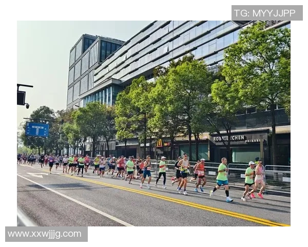 杭州攀岩队在城市马拉松积分榜中以81分稳居第一名引发关注 杭州攀岩队在城市马拉松积分榜中以81分稳居第一名引发关注